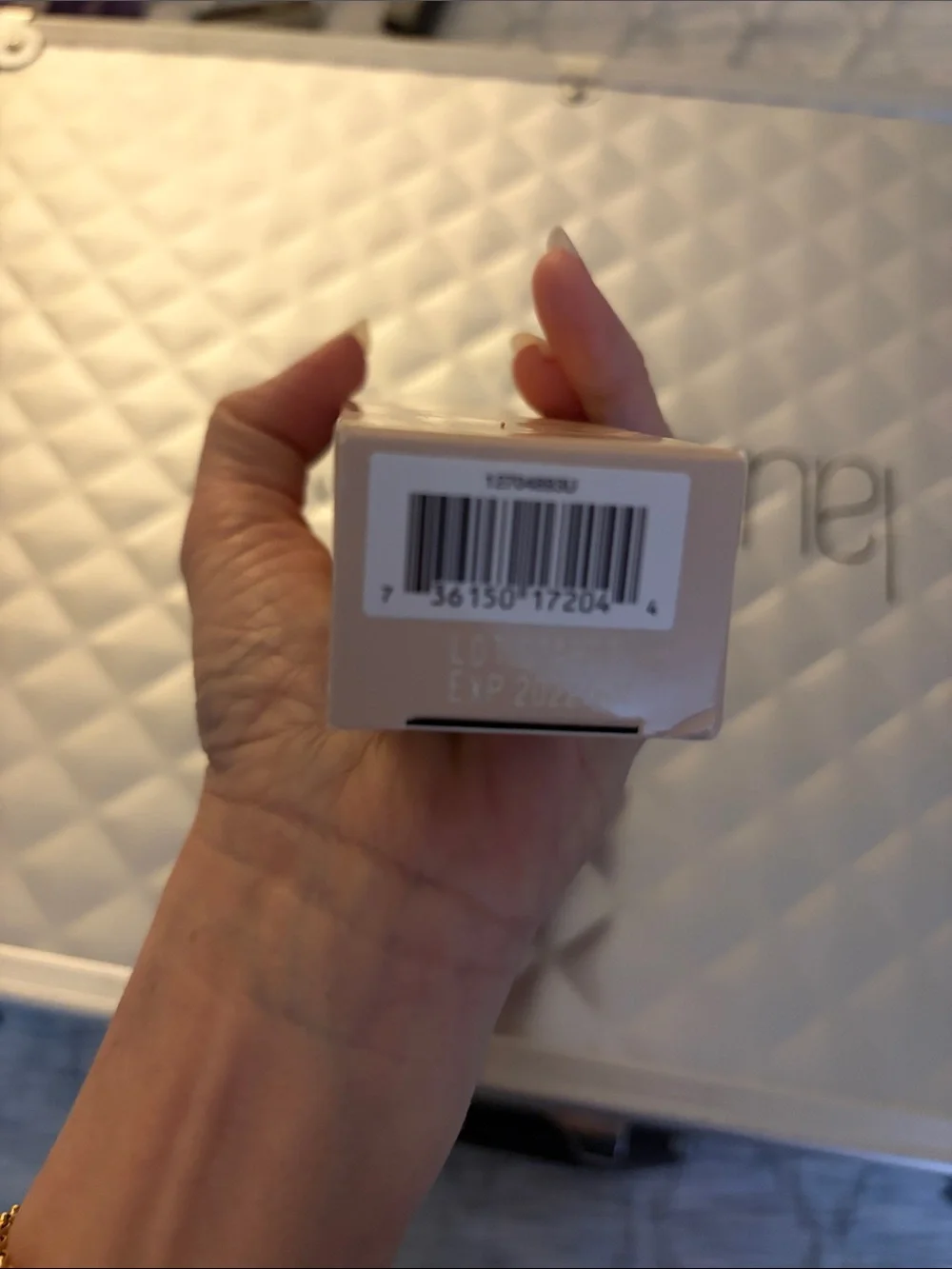laura mercier Tinted Moisturizer Box in Beige